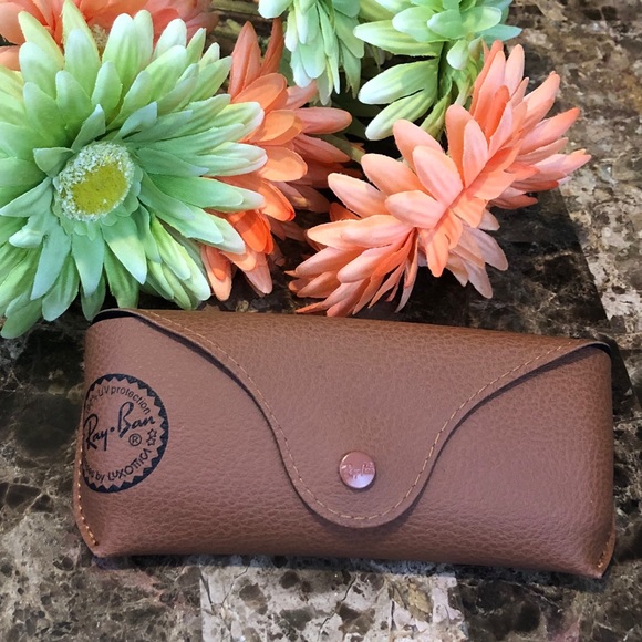 ❗️SOLD❗️ Ray•Ban Wayfarer Classic Black Sunglasses - Picture 2 of 8